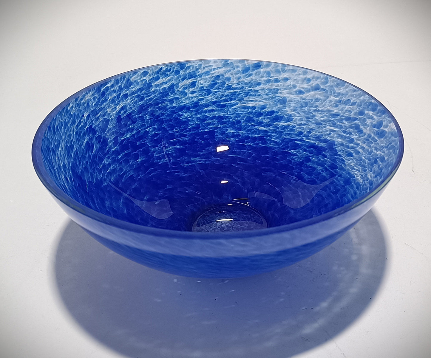 Cuenco azul decorativo