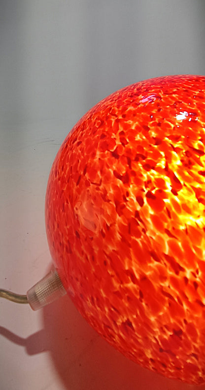 Lámpara de mesa | Bola de cristal roja