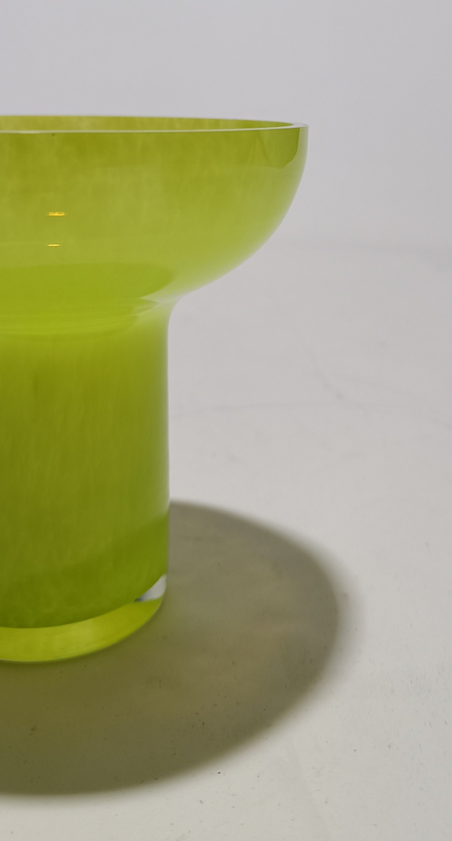 Lámpara de té en vidrio verde claro