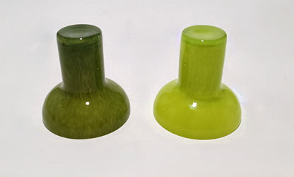 Luz de té en vidrio verde oscuro