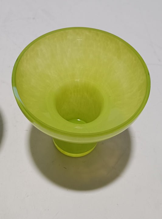 Lámpara de té en vidrio verde claro