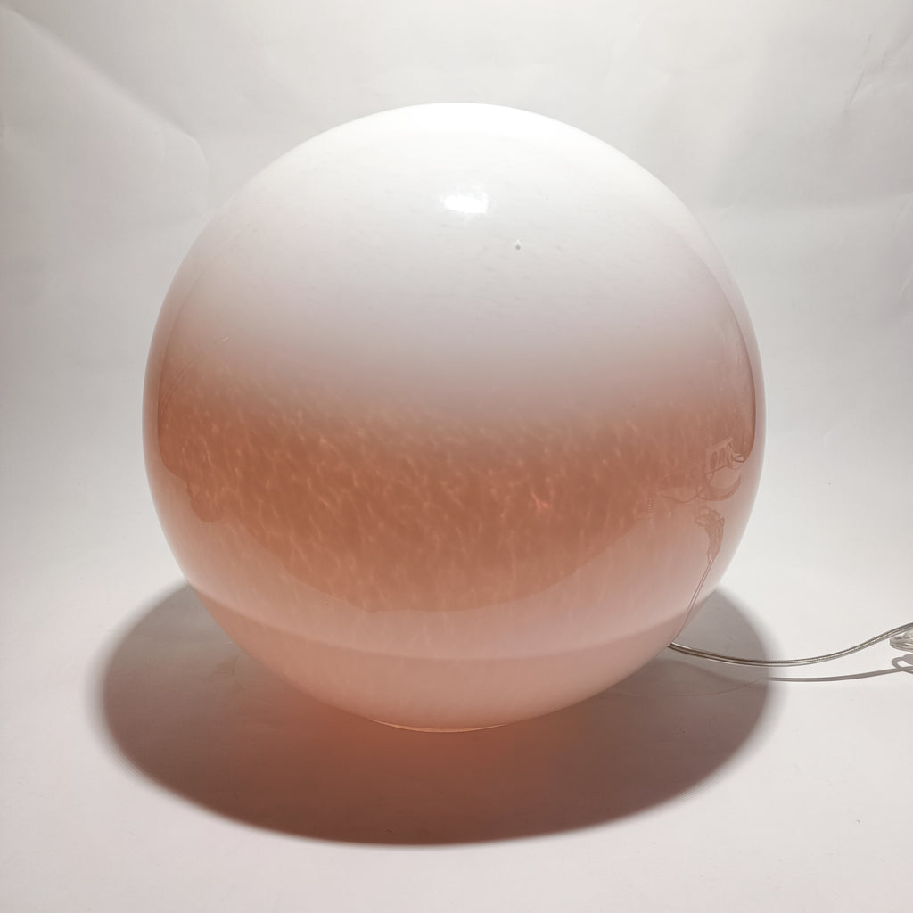 Globo de cristal opalino de 35 cm, con bombilla RGB incluida.