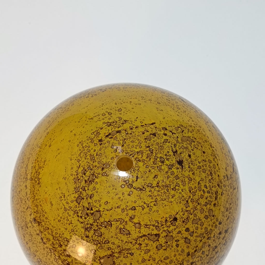 Abajur Esfera Vidro Artesanal Volkano Âmbar Dourado