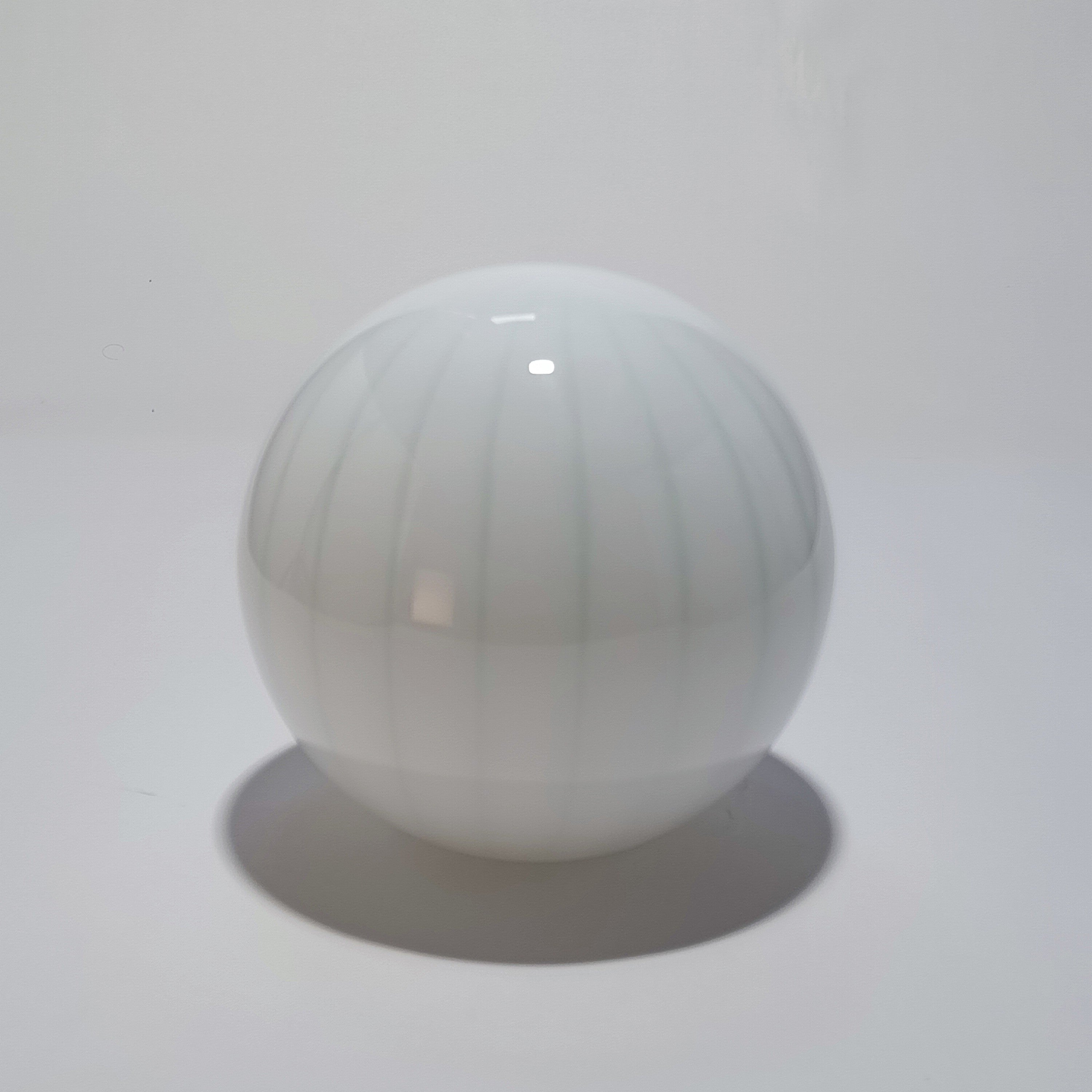 Candeeiro de Mesa Sem Fios em Vidro Soprado — Azul Claro Raiado | Ø 25 cm