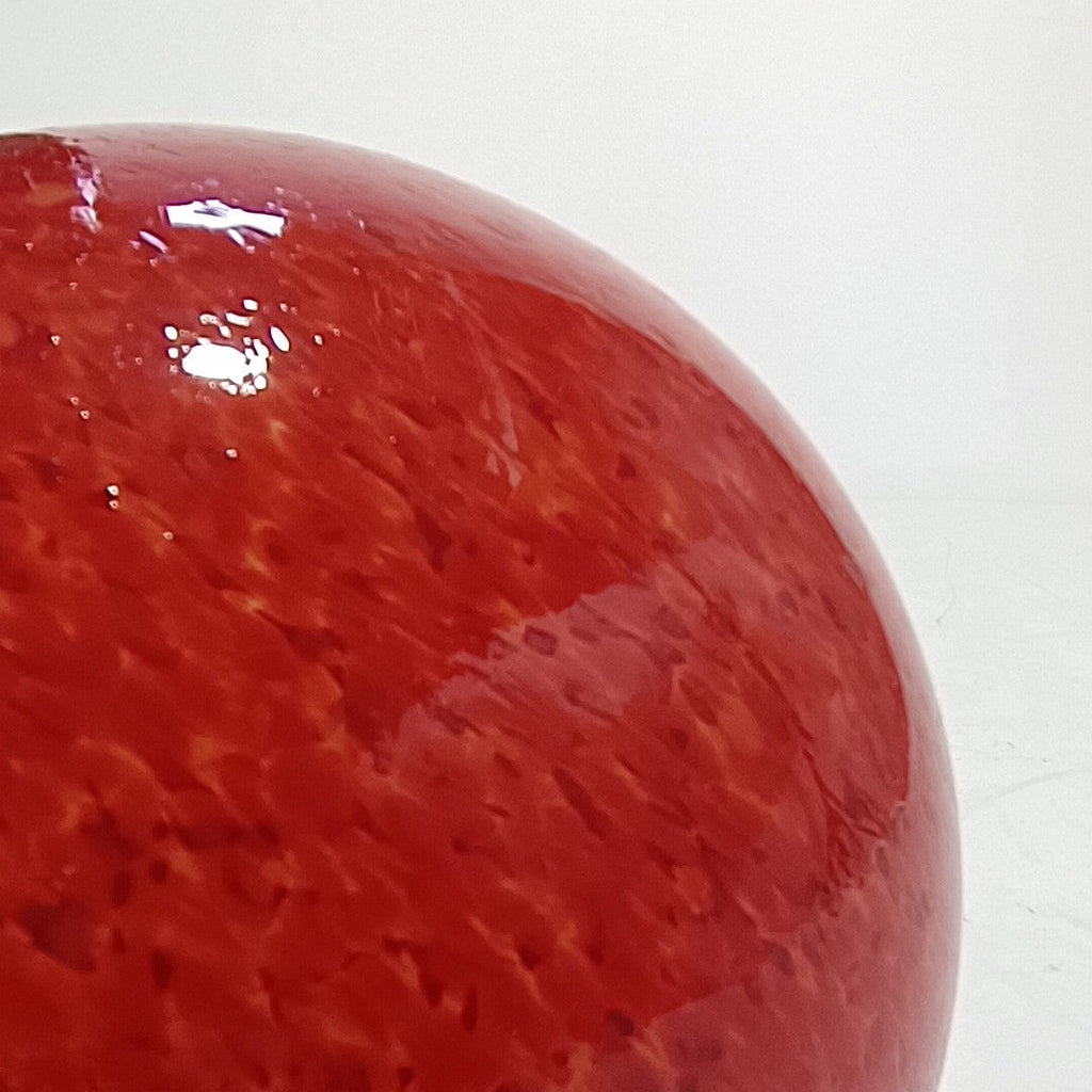 Ball table lamp in marbled red hand-blown glass – view 5