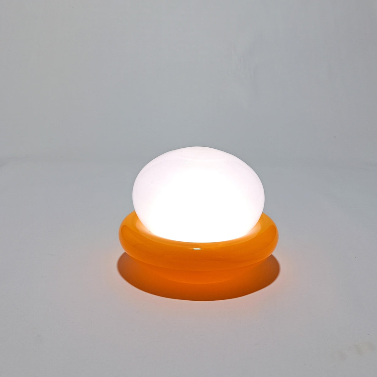 Cordless table lamp in orange glass, Nebulume model – view 7