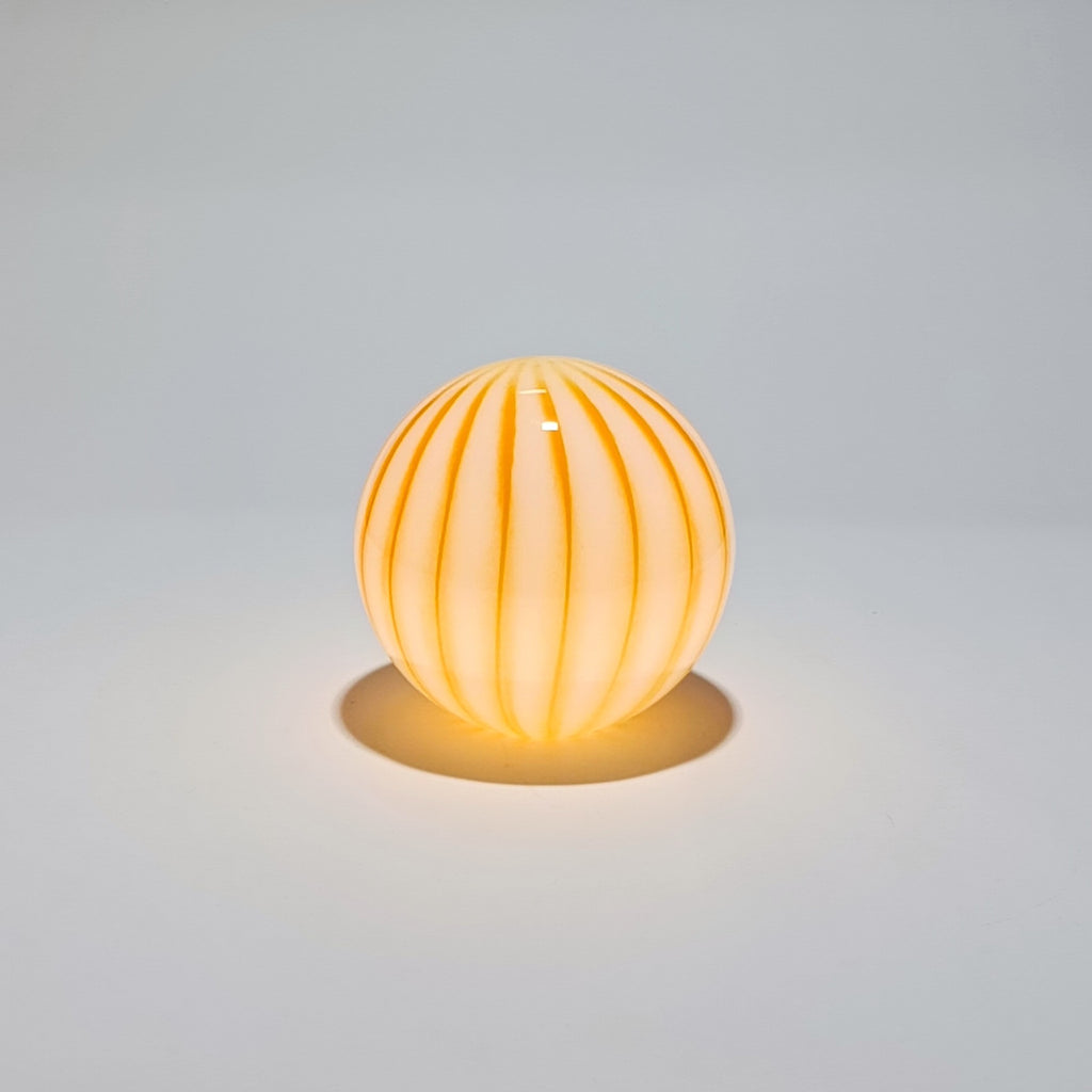 Cordless table lamp in yellow striped blown glass, Ø 25 cm – view 4
