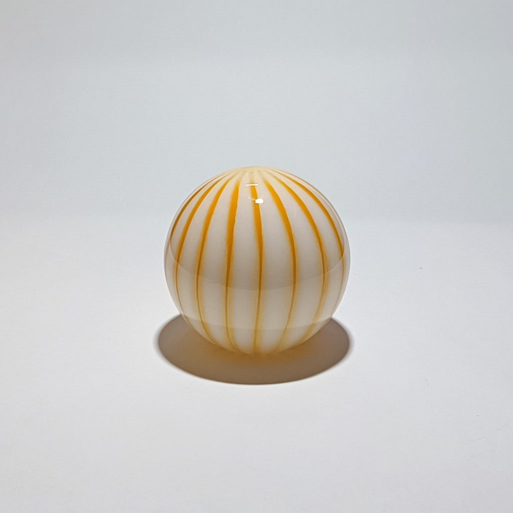 Cordless table lamp in yellow striped blown glass, Ø 25 cm – view 6