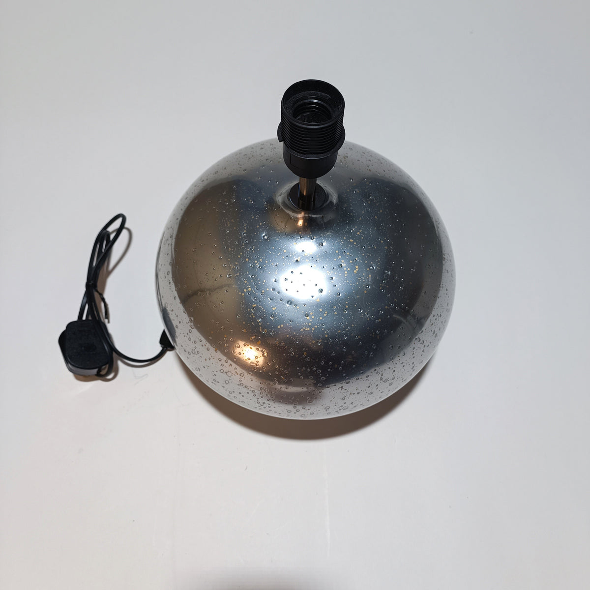 Table lamp in bubbled glass with a silver oval base – view 5