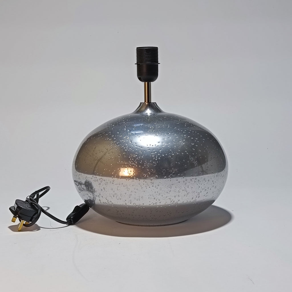 Table lamp in bubbled glass with a silver oval base – view 8
