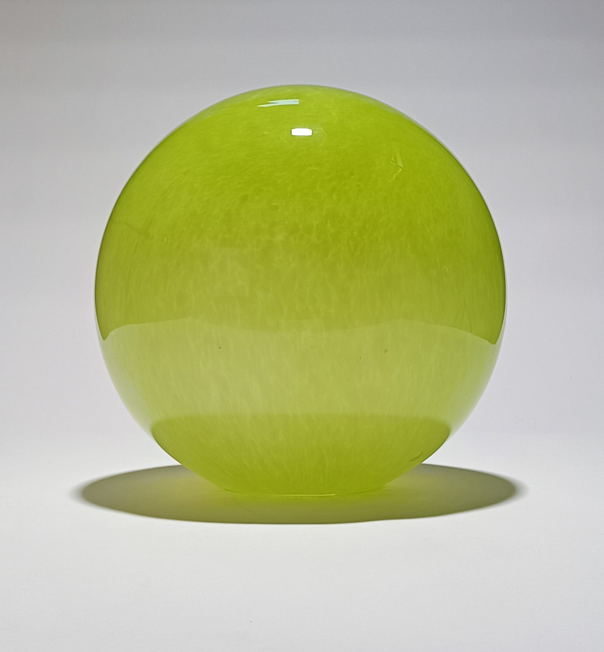 Lime-green blown glass globe for lamp, Ø 35 cm – view 2