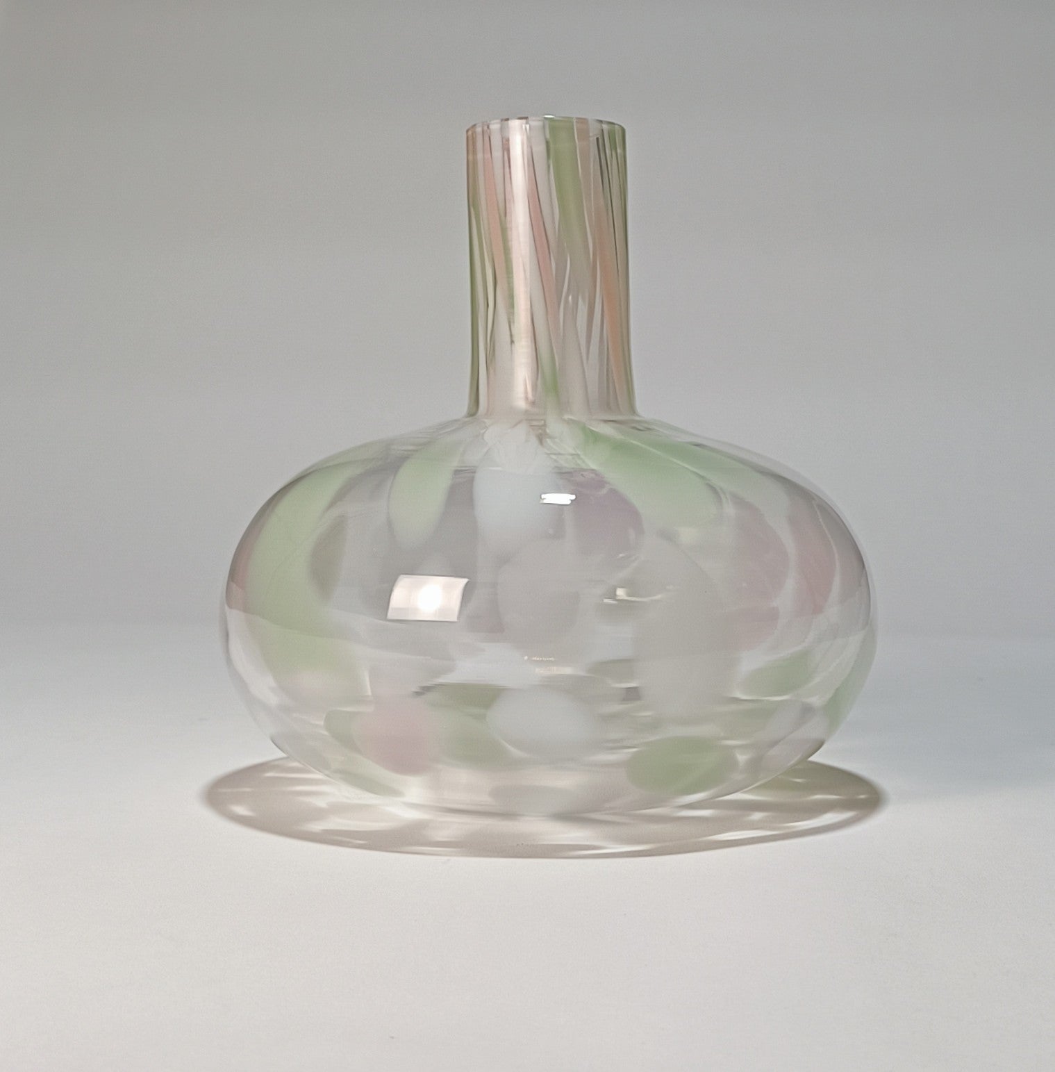 vaso de vidro soprado aurora flow vista frontal