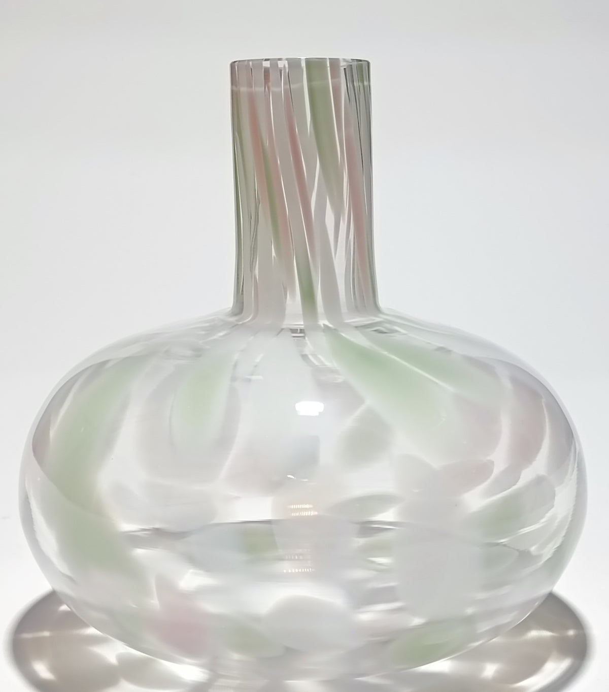 Vaso decorativo em vidro soprado, Aurora Flow – vista 5