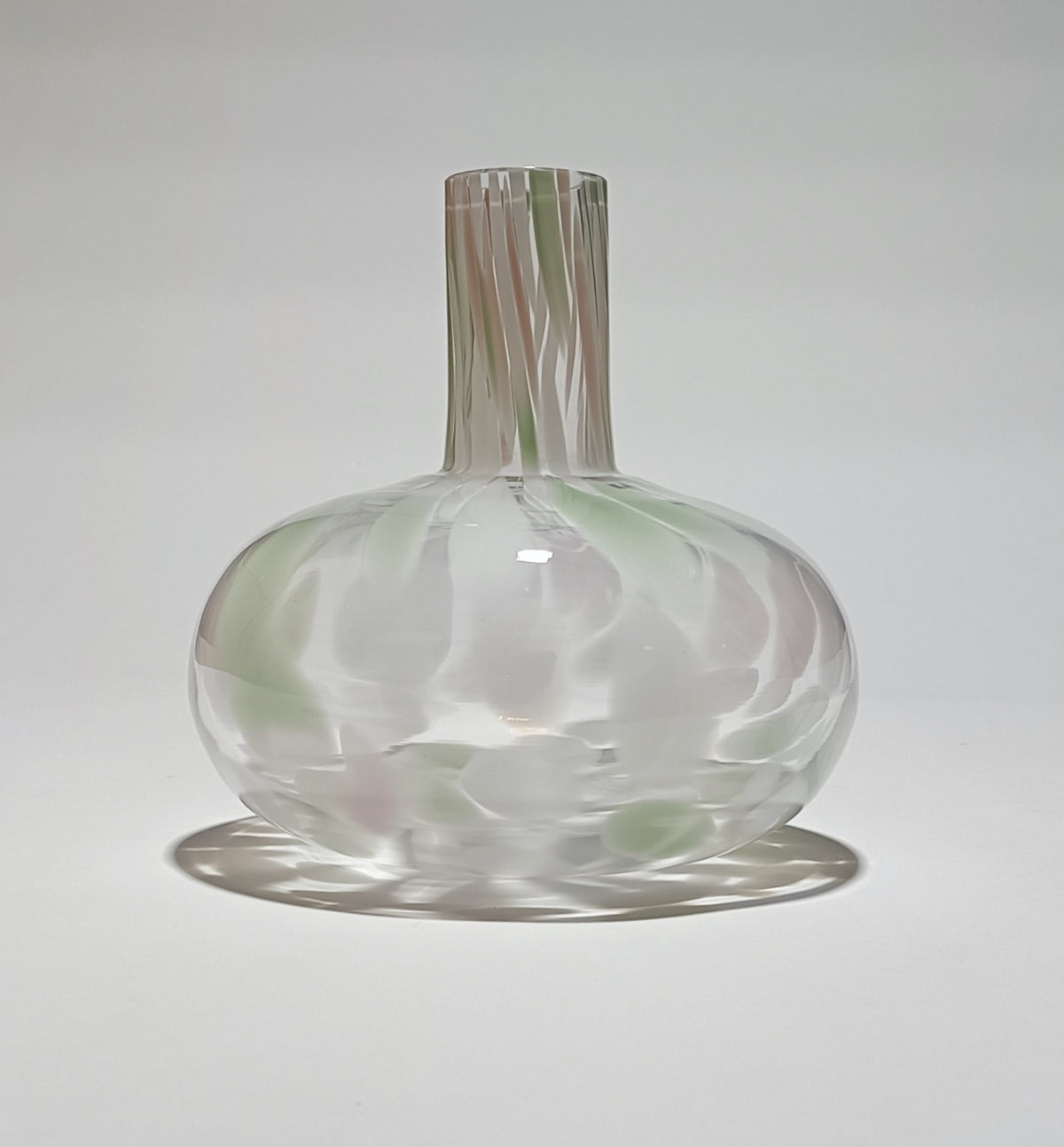 Vaso decorativo em vidro soprado, Aurora Flow – vista 7