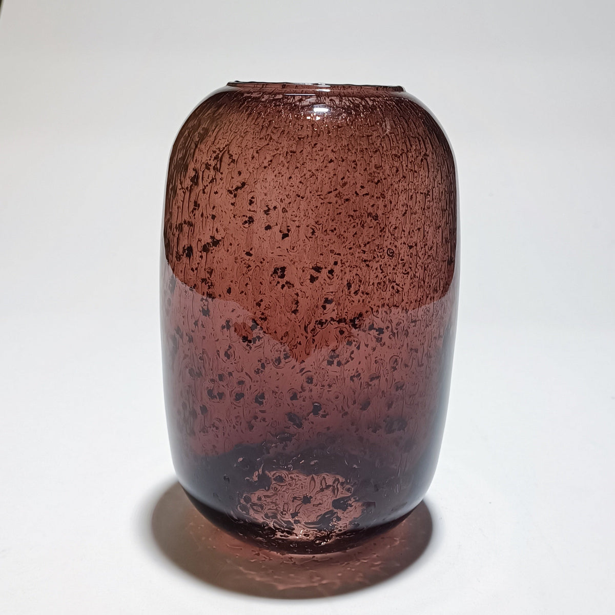 Vaso decorativo em vidro soprado, modelo Volkano – vista 3