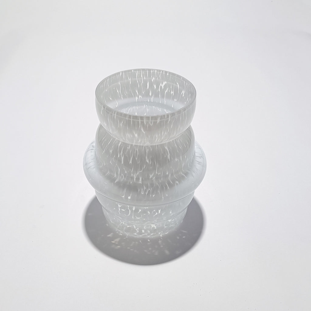 Vaso em vidro soprado ondulado, granulado – vista 2