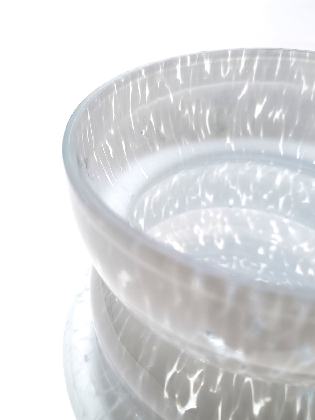 Vaso em vidro soprado ondulado, granulado – vista 6